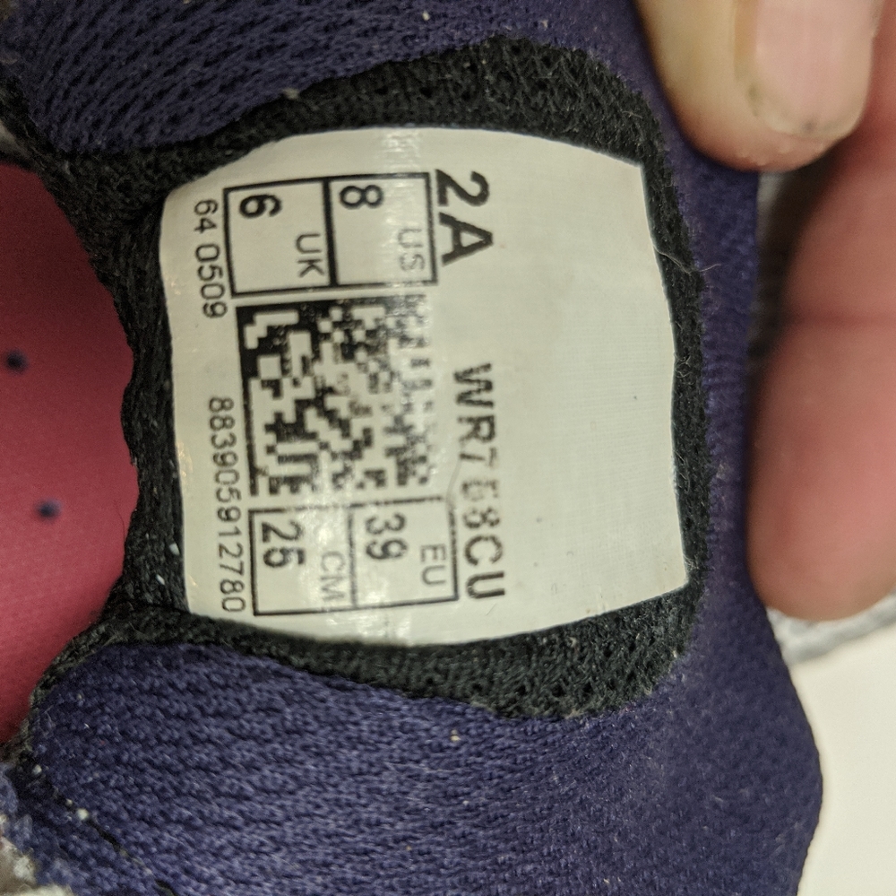 ladies New Balance Athletic shoes - Picture 4 of 4